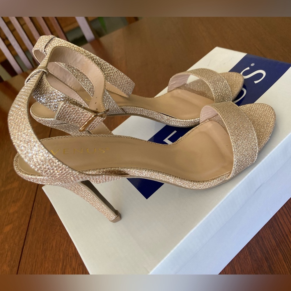 VENUS Elegant Gold Strappy Heels